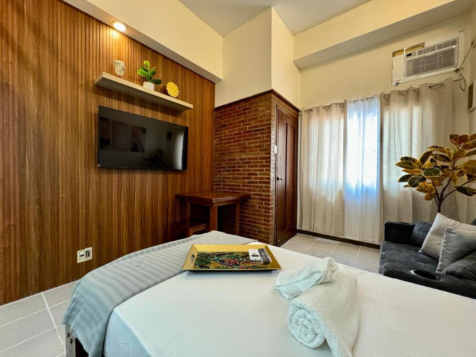 Cozy Pod Aparthotel Olongapo Exterior photo